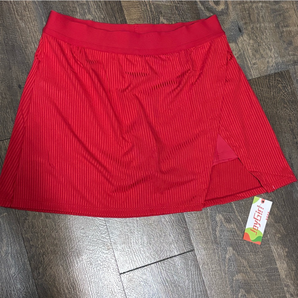 Red Women's Skort with slit‎ nwt size Large